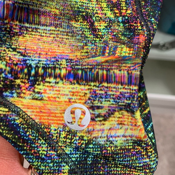 Lululemon Sculpt Tank Seawheeze 2020 GLTS Glitch Tapestry Starlight Multi - Picture 4 of 4
